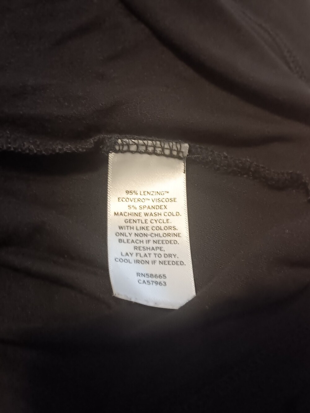 Halogen Long-Sleeve Crewneck T-Shirt Top - Picture 5 of 6